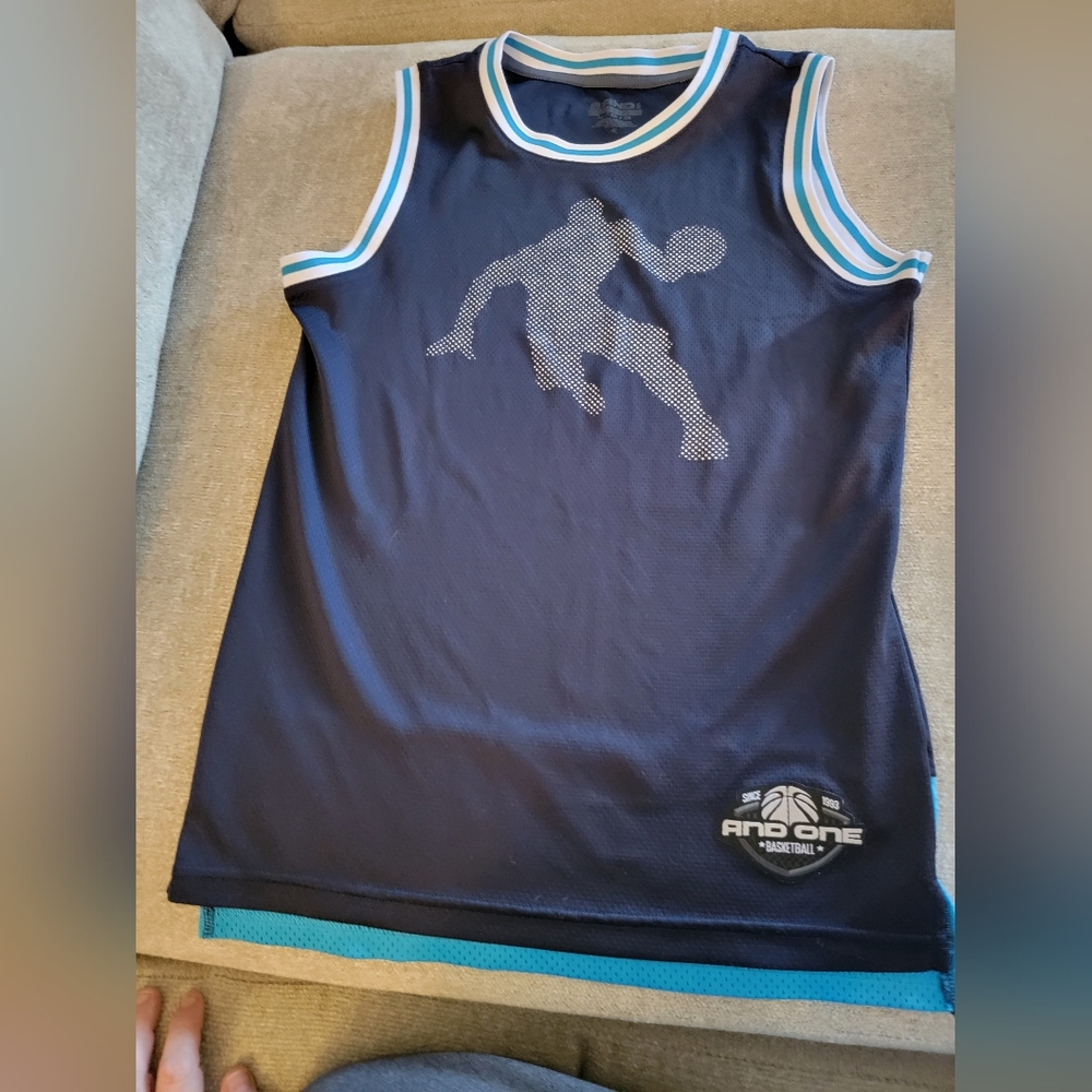 Boys Andi LG muscle short, kind mesh material, great condition, blue